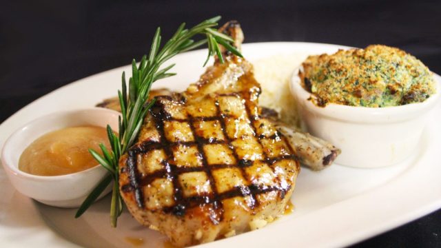 Kee-Grill-pork-chops-spinach-Maria-e1564150383511-1.jpg